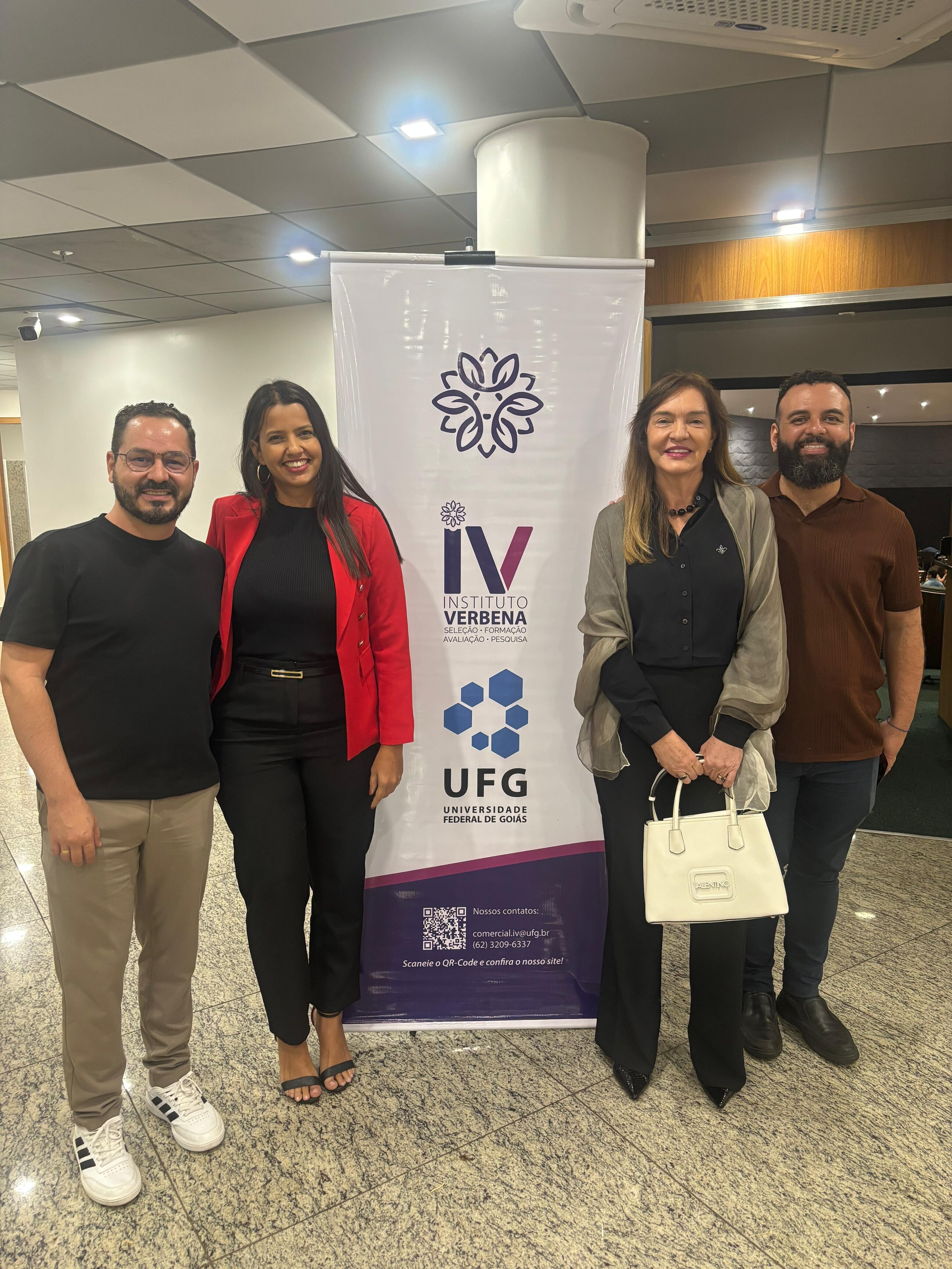 Instituto Verbena/UFG prestigia concerto sertanejo da Banda GCM em comemoração aos 19 anos do grupo