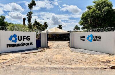 Fachada do Centro em Firminópolis