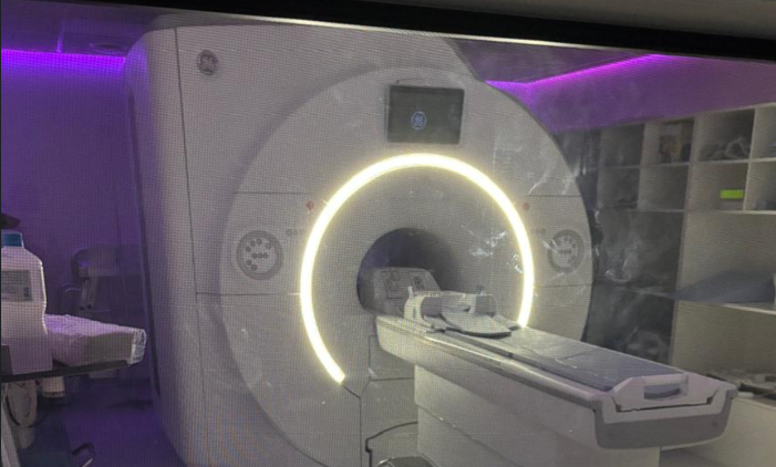 Novo aparelho de ressonância do HC