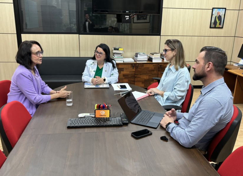 Reitora da UFG reúne-se com gestores do MEC 2