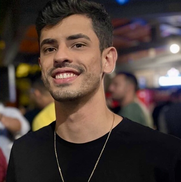 Foto do Bolsista Lucas Henrique Pereira Silva IPElab-Física