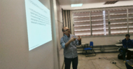 O Prof. Dr. Vicente Ferreira discutiu técnicas e experiências em pesquisas bibliométricas com pesquisadores e alunos.