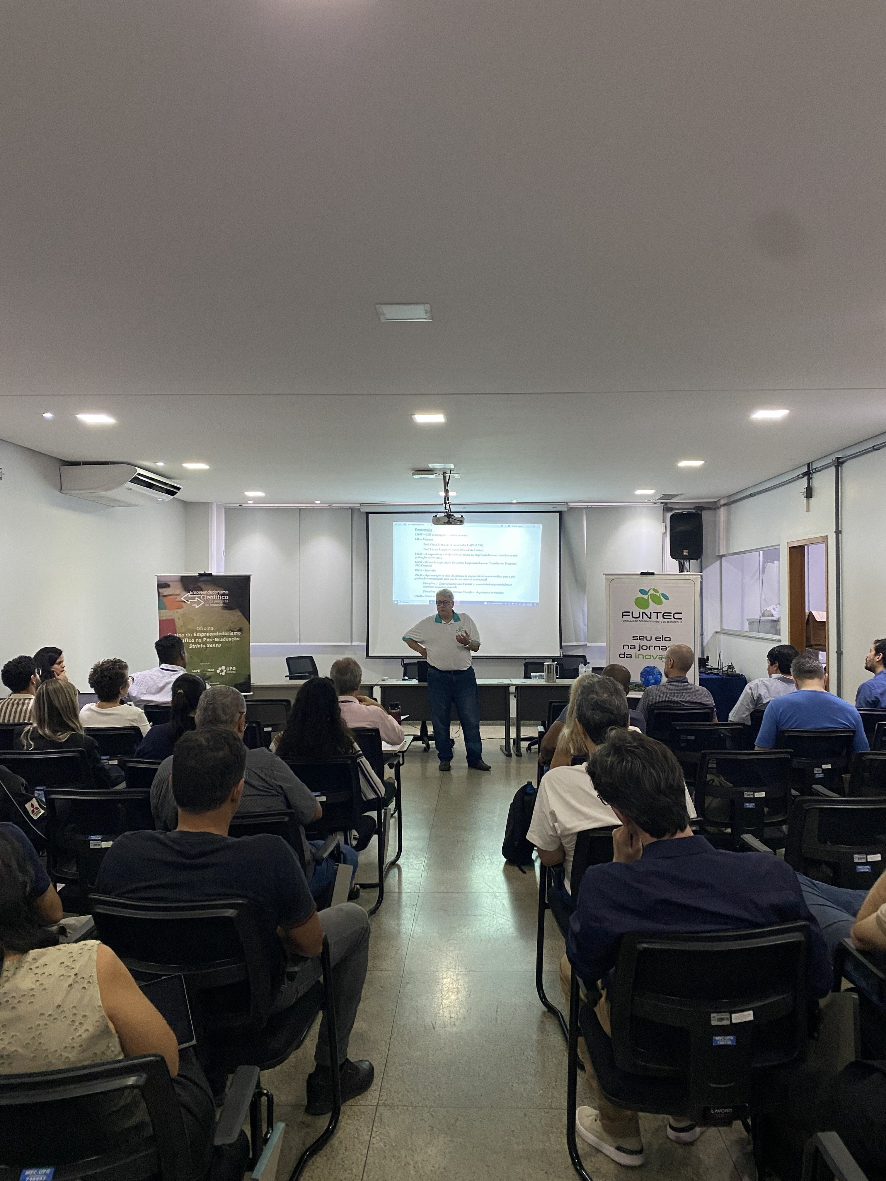 Foto da oficina Empreendedorismo Científico 4