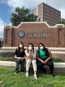 doutorandas do PPGENF/ UFG Larissa e
Kamila chegaram na Universty Florida, EUA