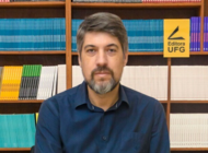 Professor Wilson Flores assume a direção da Editora UFG