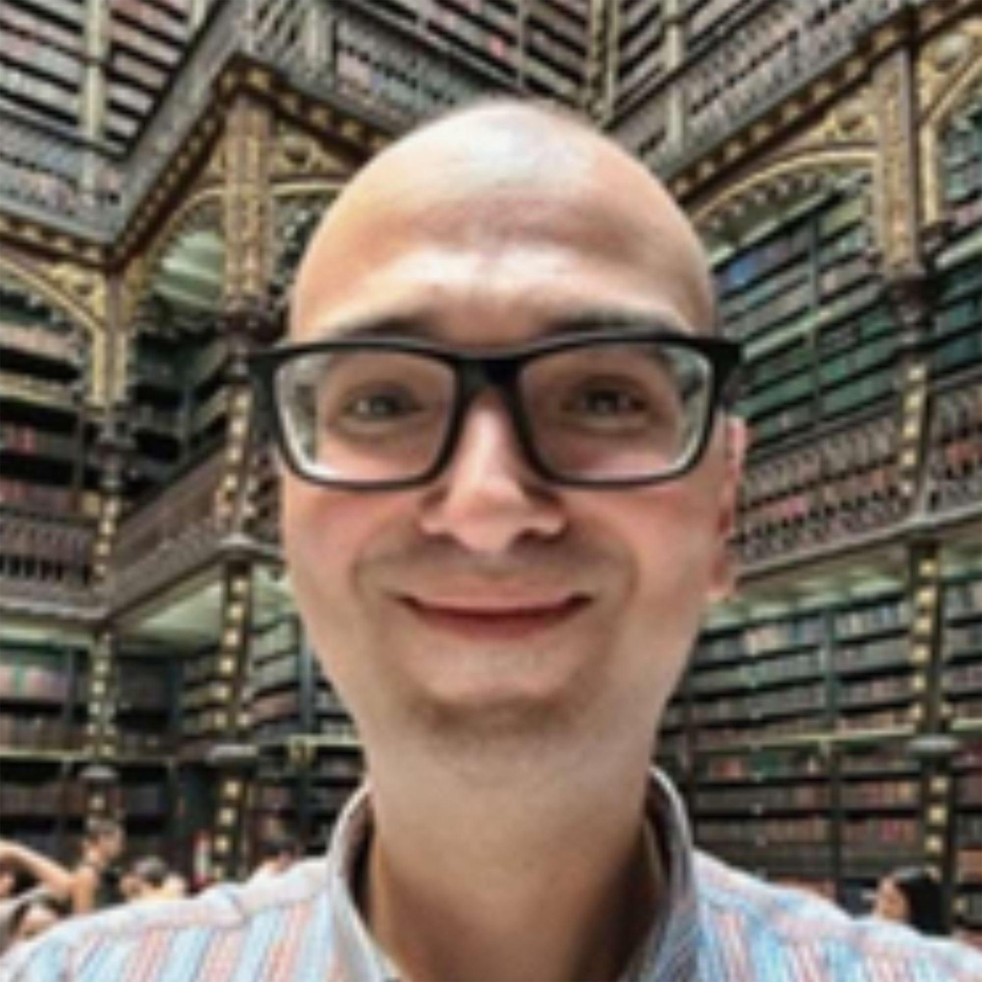 foto - arthur - lançamento livro