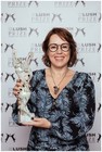 A Profa. Dra. Marize Campos Valadares recebeu em Berlin na Alemanha no dia 16/11 o Premio Lush Prize 2018