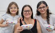 OVG REALIZA ENTREGA DOS ÓCULOS APÓS ATENDIMENTOS ITINERANTES