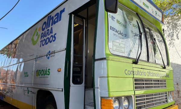 ÔNIBUS PROGRAMA OLHAR PARA TODOS