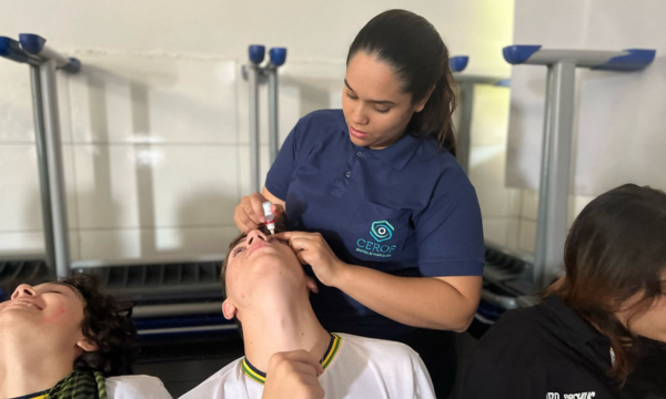 Atendimento aos alunos da rede Estadual de Ensino