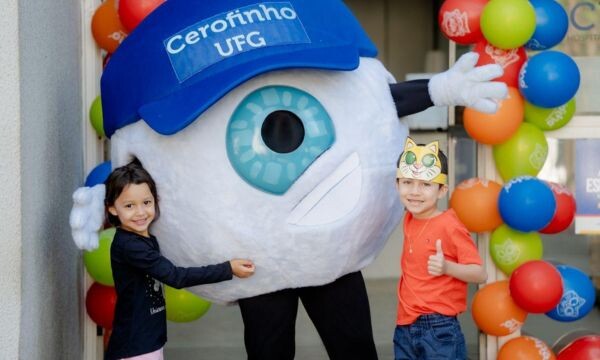 De olho nos olhinhos