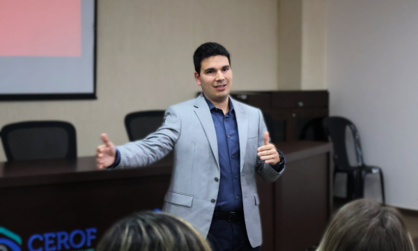 Johnson & Johnson apresenta Projeto Universidades no CEROF-UFG