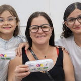 OVG REALIZA ENTREGA DOS ÓCULOS APÓS ATENDIMENTOS ITINERANTES
