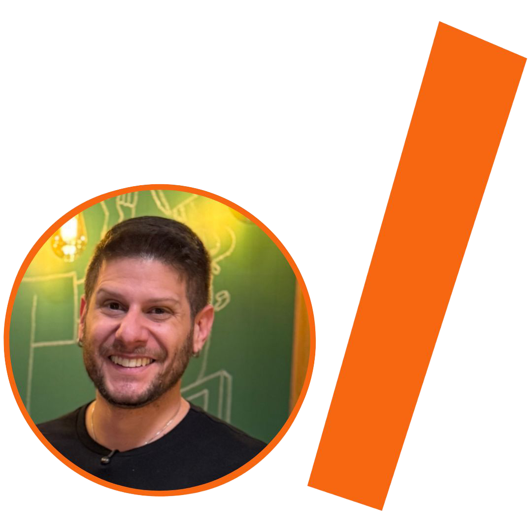 Imagem do entrevistado Márcio de Oliveira, professor da UFGD e do Programa de Pós-Graduação em Educação da UFAM.