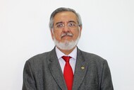 Câmara Municipal de Goiânia concede a professor da Faculdade de Medicina Comenda Literária Antônio Almeida 2026