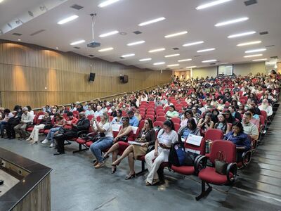 “O solo da democracia é o solo que cabe a todos” - Teatro Asklepiós da FM sedia a 13ª Conferência Municipal de Saúde de Goiânia