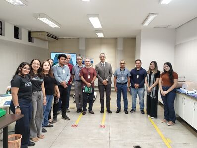 Grupo de pesquisadores da Engenharia e da Física da UFG visita Laboratório de Simulação Robótica da FM buscando ampliar parcerias