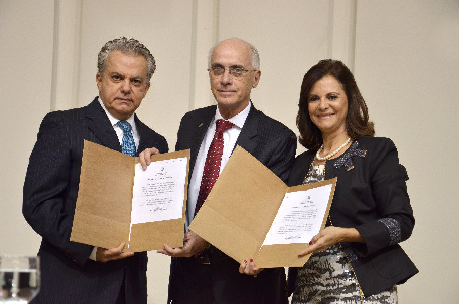 Nova Diretoria FM 2014 2