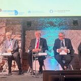 Professor da FM chama a atenção para o risco de alimentos ultraprocessados e bebidas açucaradas, em evento realizado em Portugal
