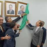 “A medicina é uma profissão extraordinária” -  Waldemar Naves do Amaral recebe homenagem na FM