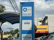 Ponto de Onibus situado na Avenida Castelo Branco em Goiânia-GO