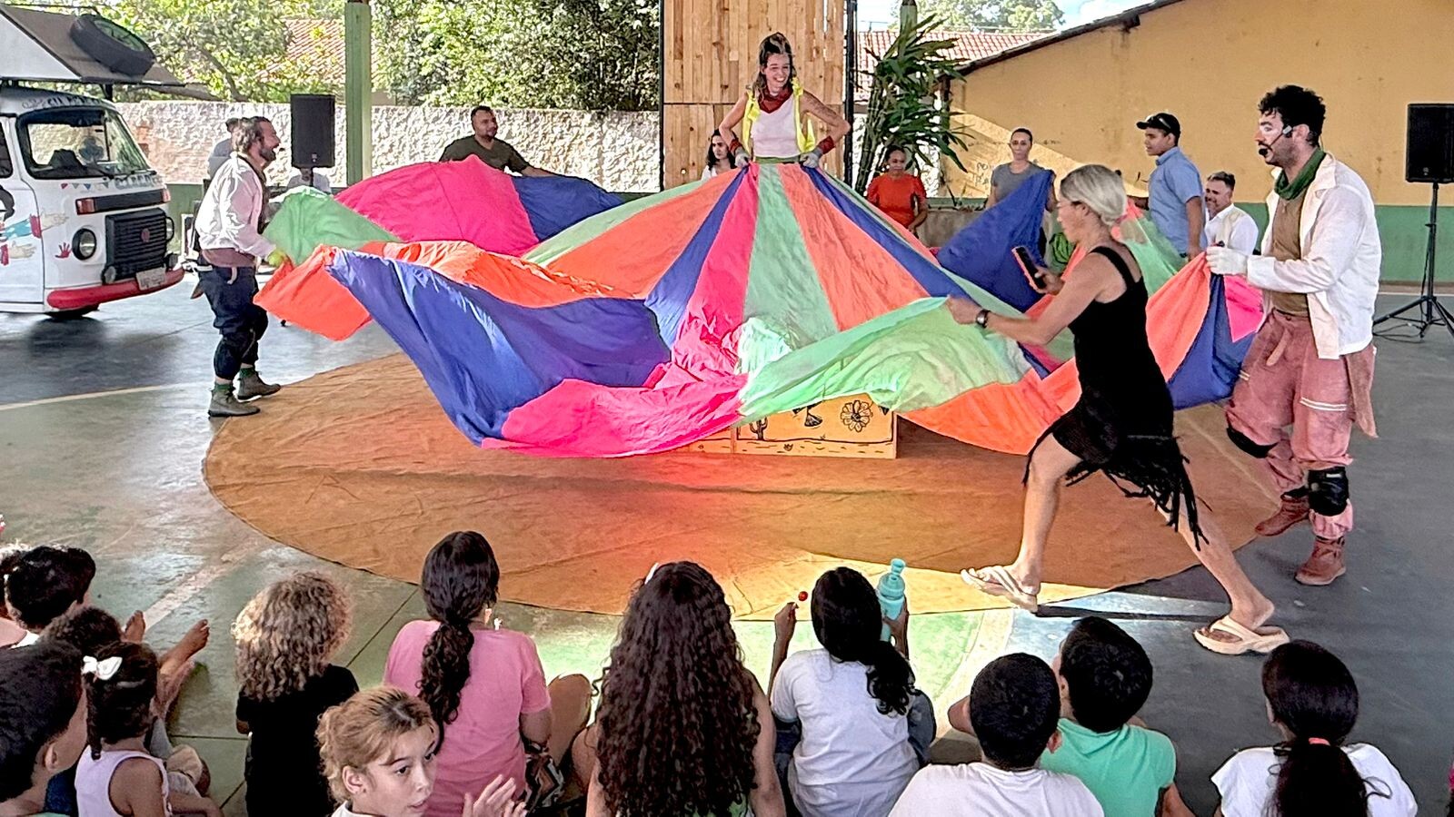 Cia Pé de Cana - Foto 2