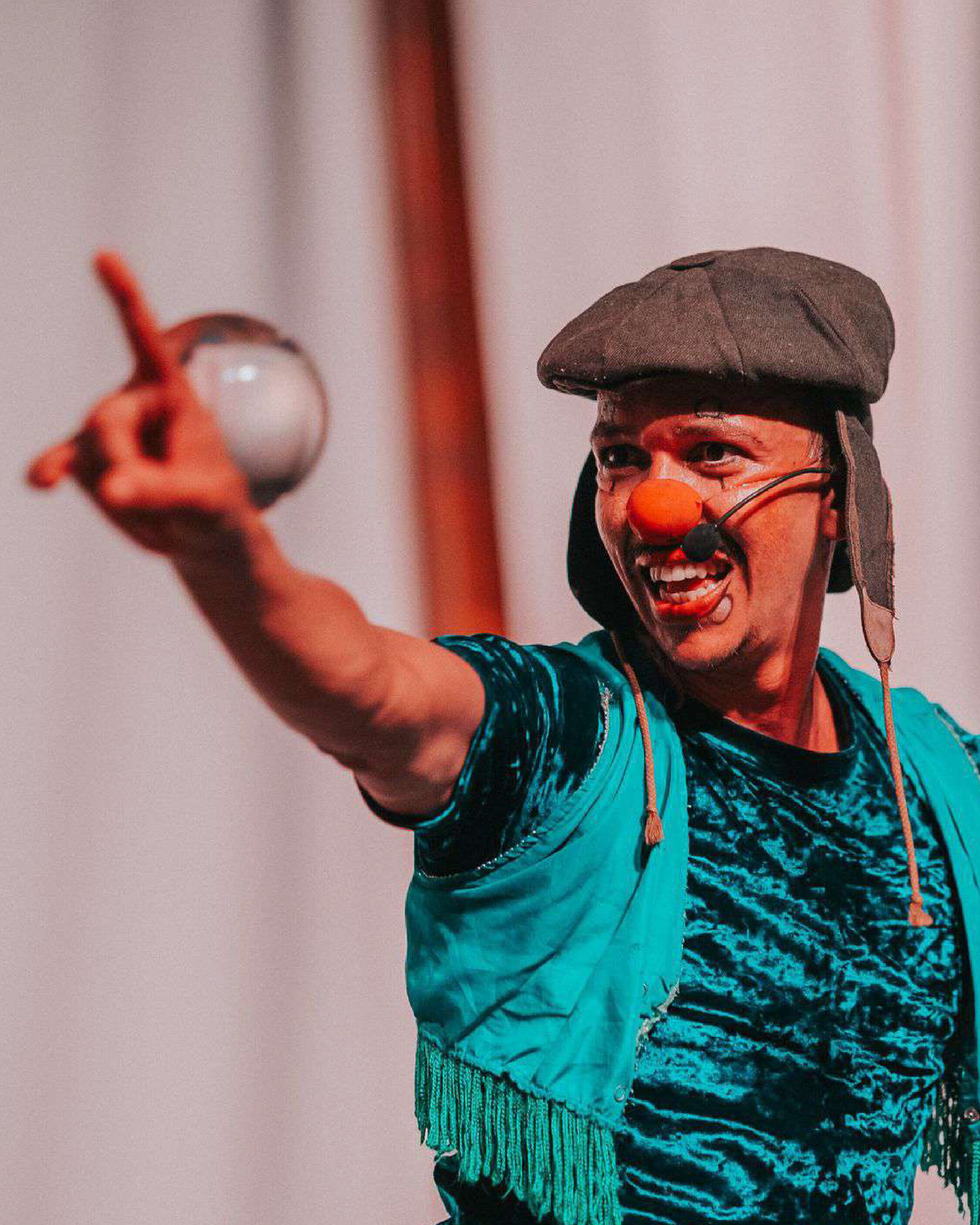 Imagem do show Apresentação do espetáculo o Bambolero, por Saracura do Brejo