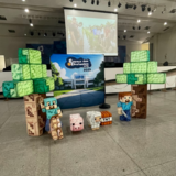 Espaço para os visitantes no centro de eventos na UFG