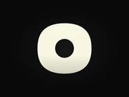 Imagem mostra logo do Núcleo sobre fundo preto 