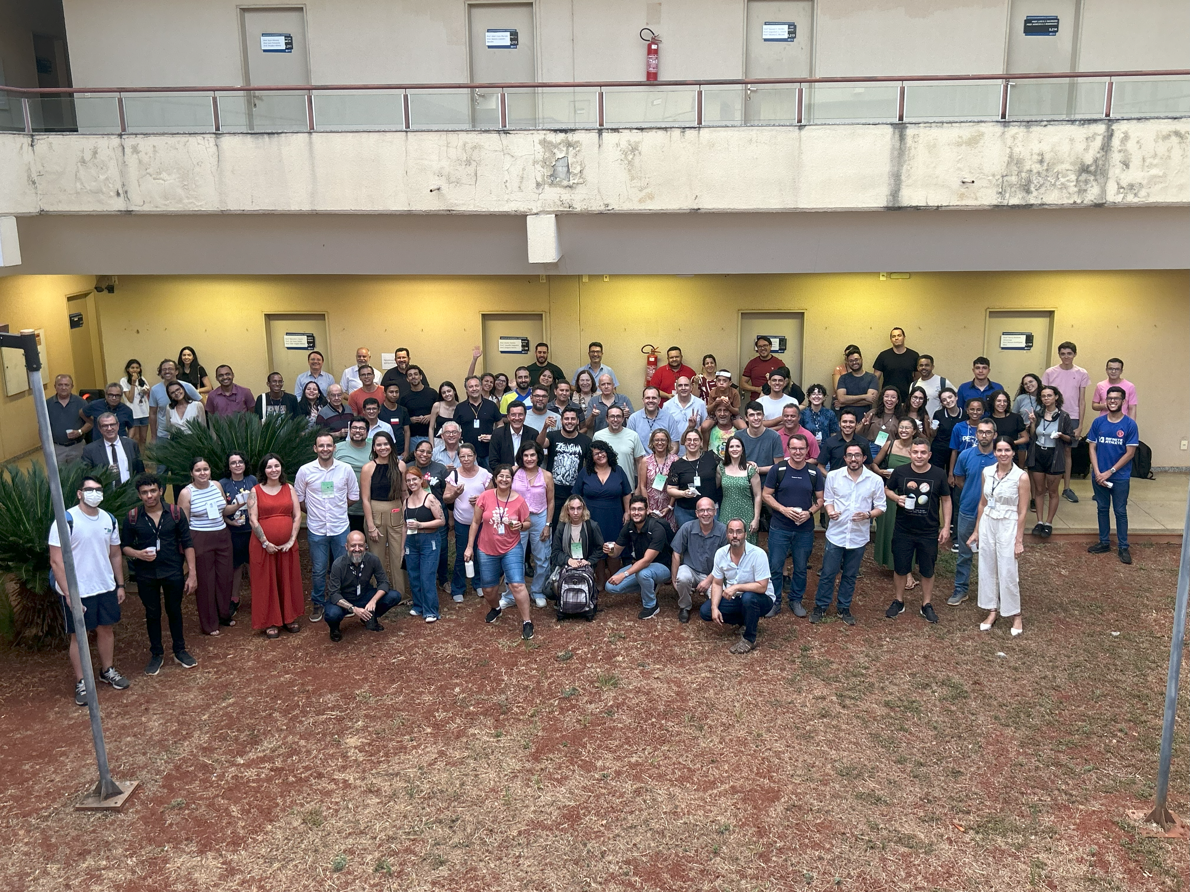 Foto com participantes da Semana do IME (2025)