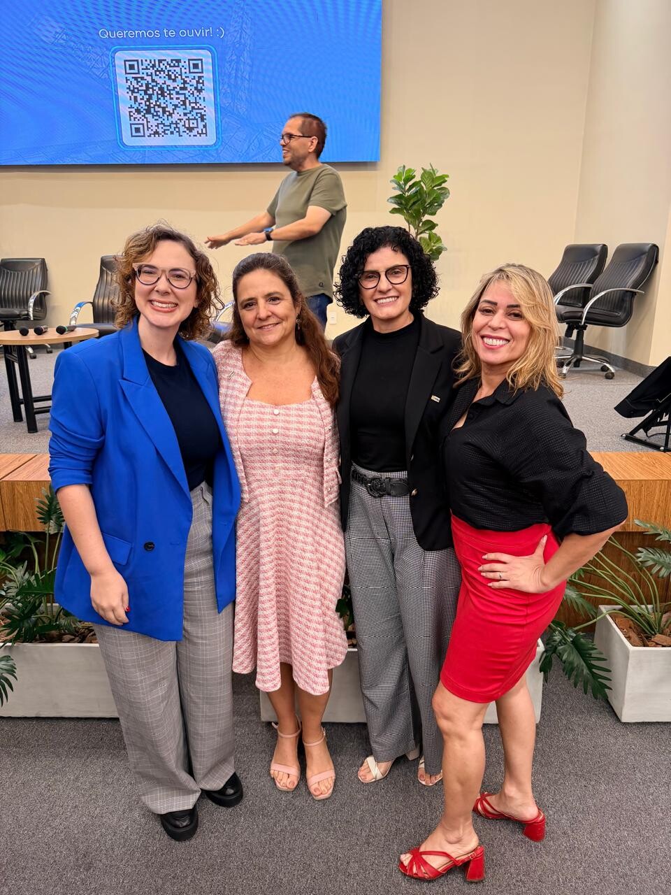 Valdirene Paes de Medeiros - atual Ouvidora-Geral da União (OGU)Iaci Pereira Castelo Branco de Mattos - Coordenadora do Núcleo de Ouvidoria e Prevenção da Corrupção da Controladoria-Regional da União no Estado de Goiás.