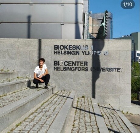 Discente Vivian Maria Alves durante TCC (Universidade de Helsinki)