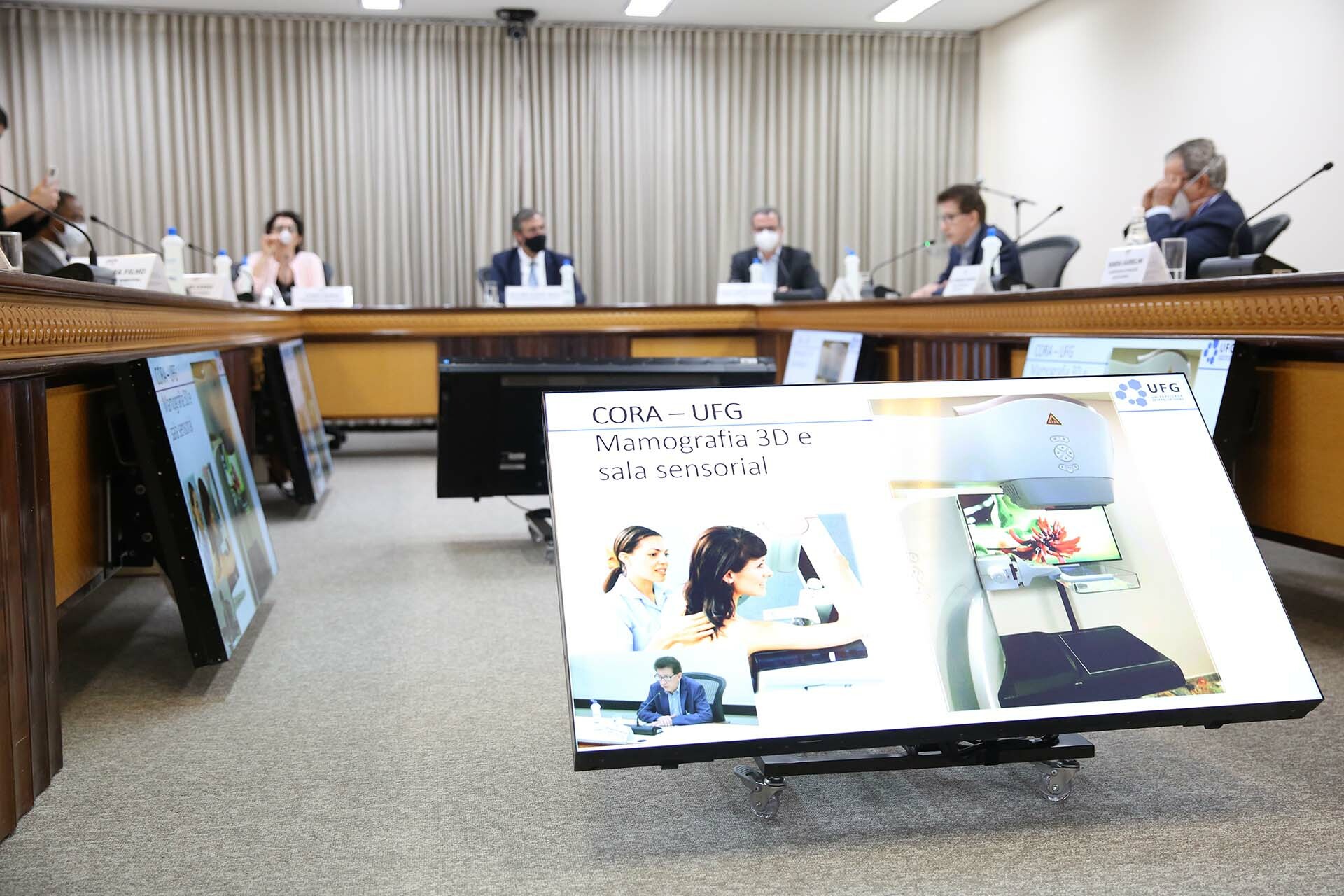 FUNDAHC apoia projeto de prevenção ao câncer de mama em Itaberaí