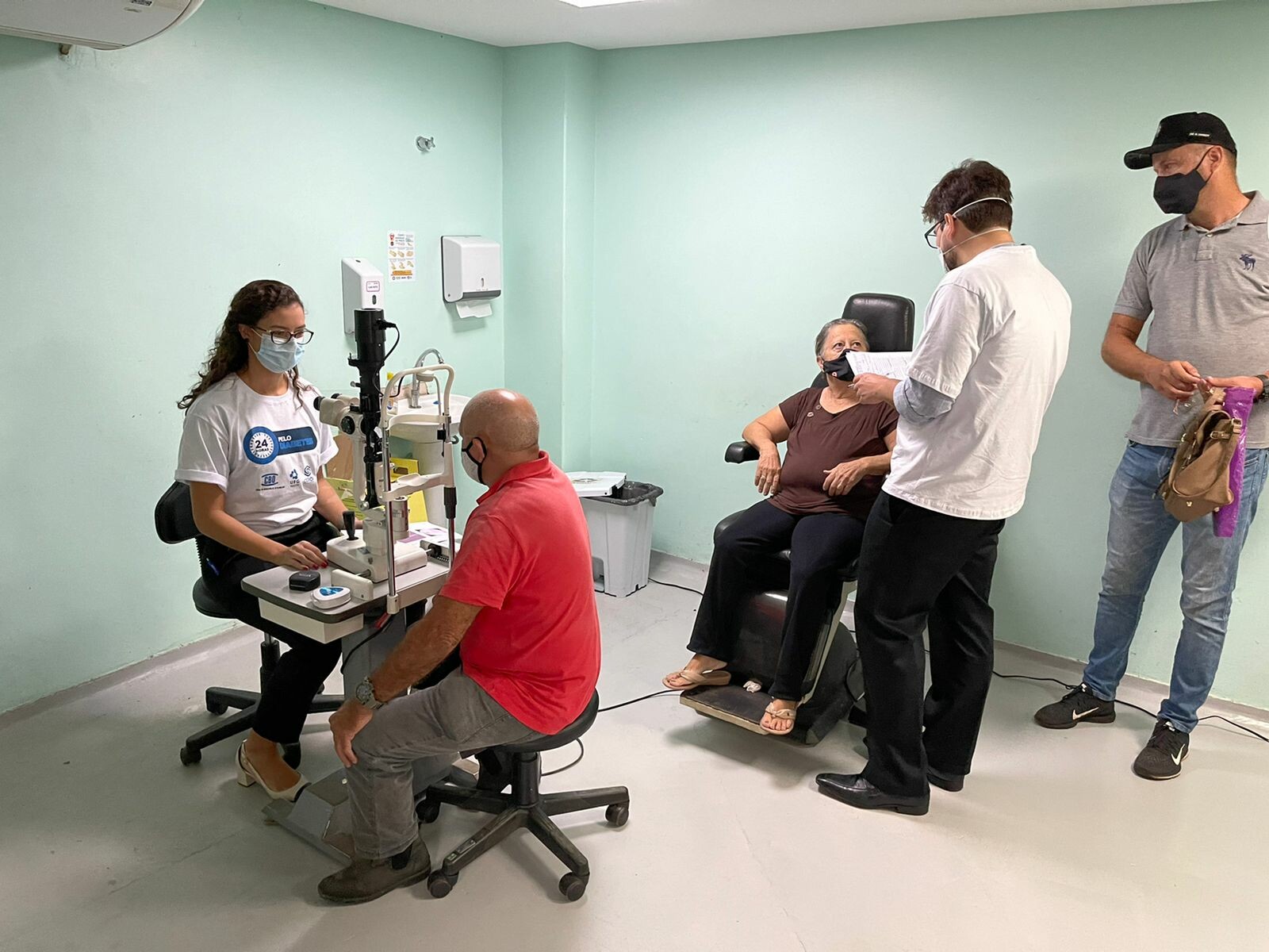CEROF atende mais de 200 pessoas em campanha de retinopatia diabética