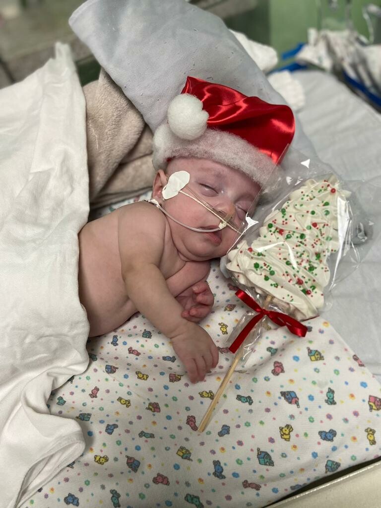 Papai Noel está diferente no Dona Íris!