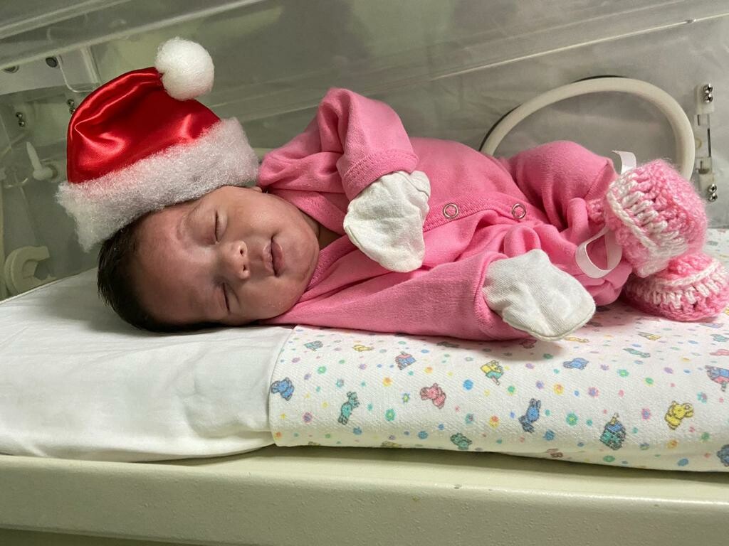 Papai Noel está diferente no Dona Íris!