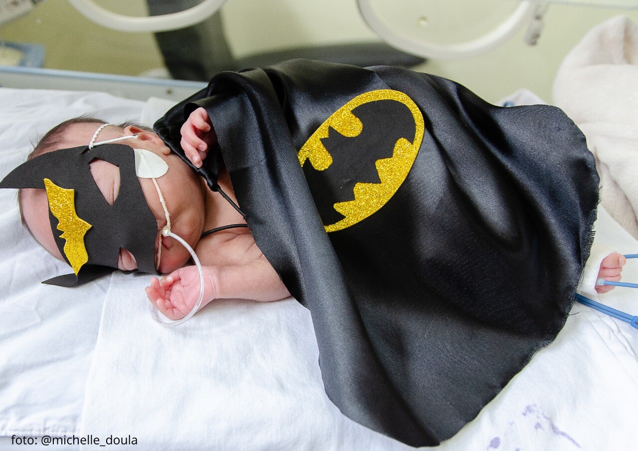 Humanização em UTIs Neonatais traz esperança a pais de bebês prematuros