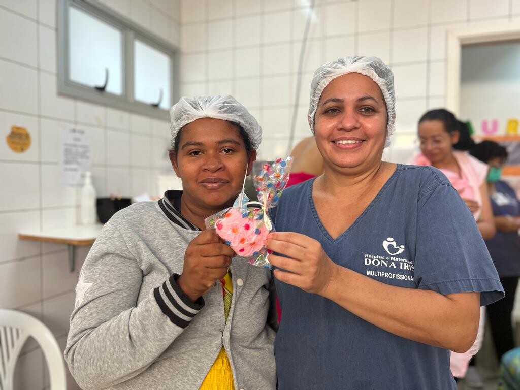 Mães recebem doações de sapatinhos no HMDI 7