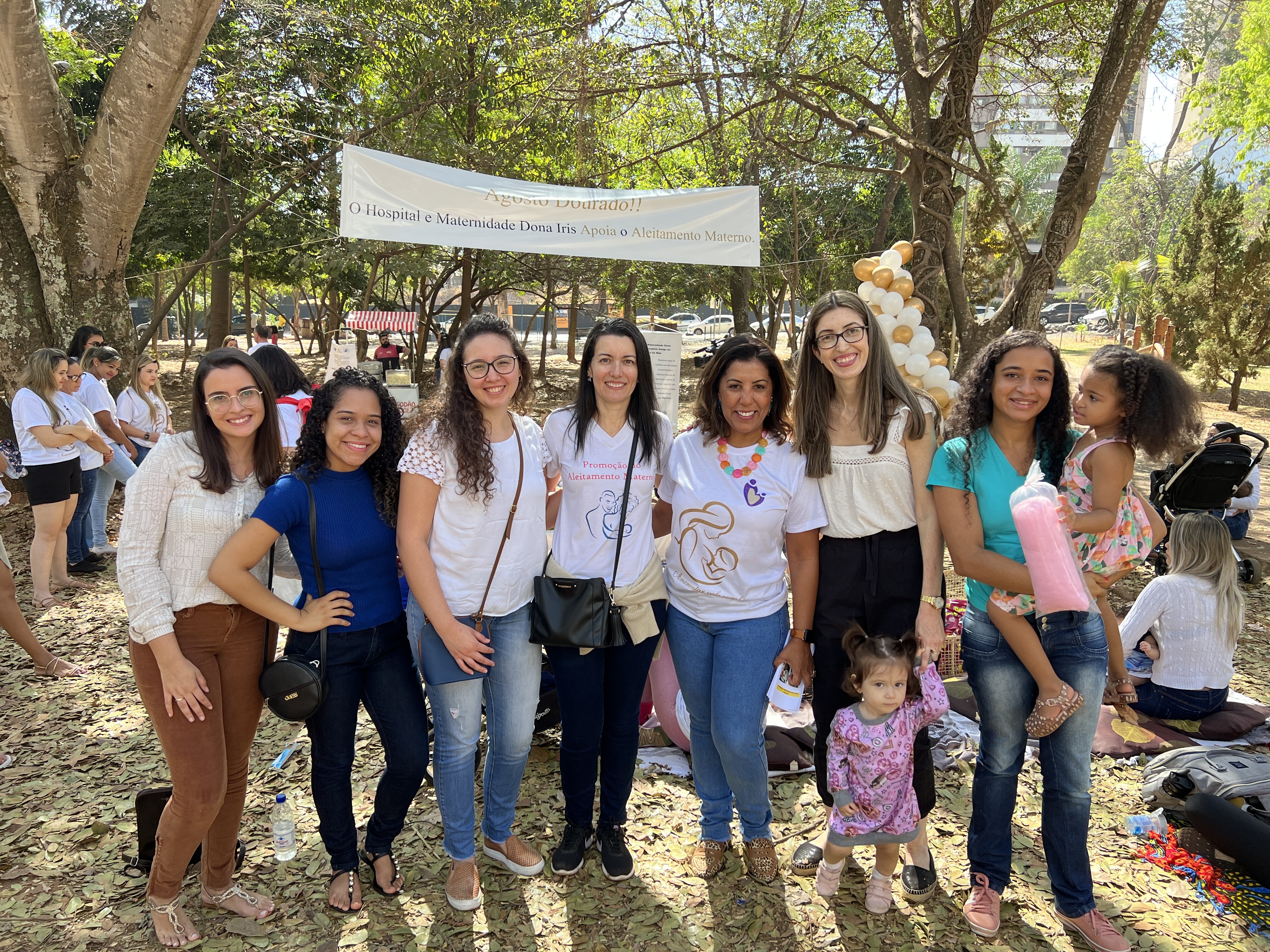 Hora do Mamaço reúne sociedade em prol da livre amamentação