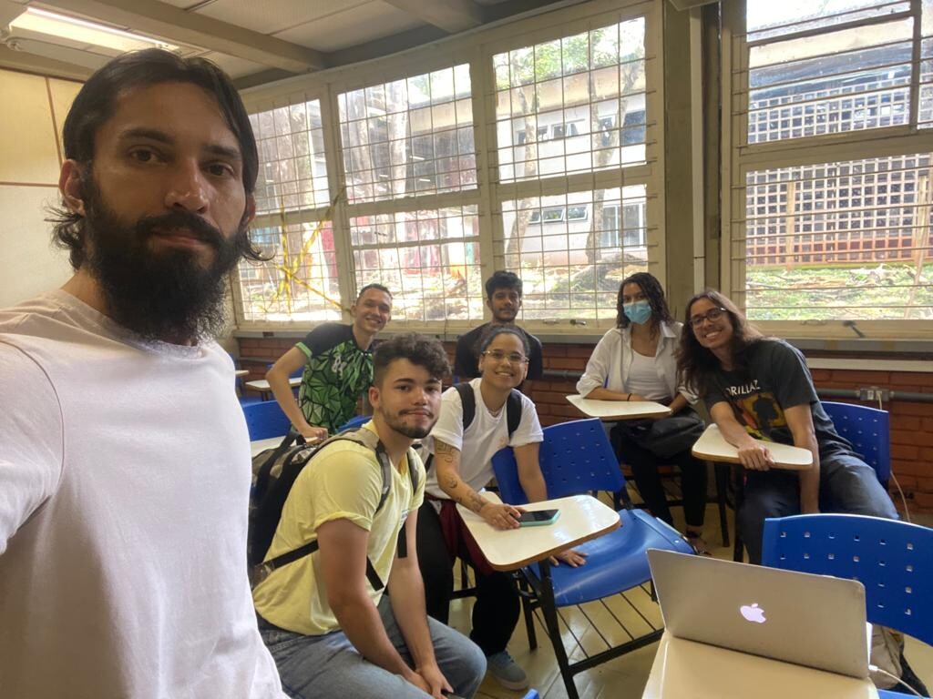 REUNIAO AECIO