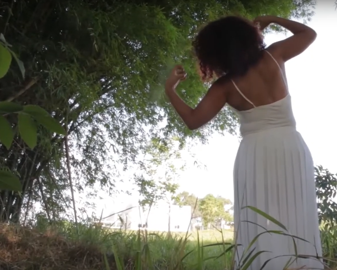 Frame vídeo Dança e Corpo