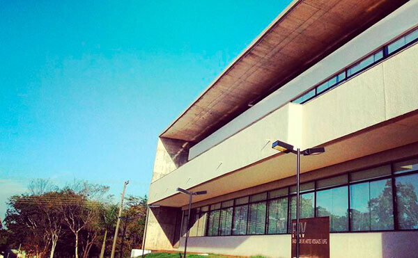 Prédio da Faculdade de Artes Visuais