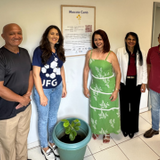 Plantio do Camb Mascote do Cerrado e do NIPEE EngVIVA