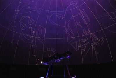 Projetor Zeiss Spacemaster Planetario Juan Bernardino da UFG