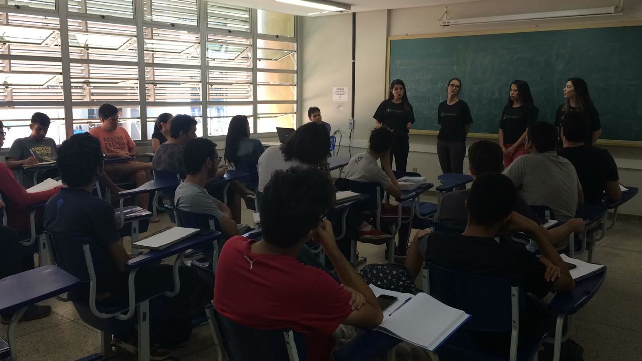 Projeto Centelha nas salas de aula dos Blocos Didáticos