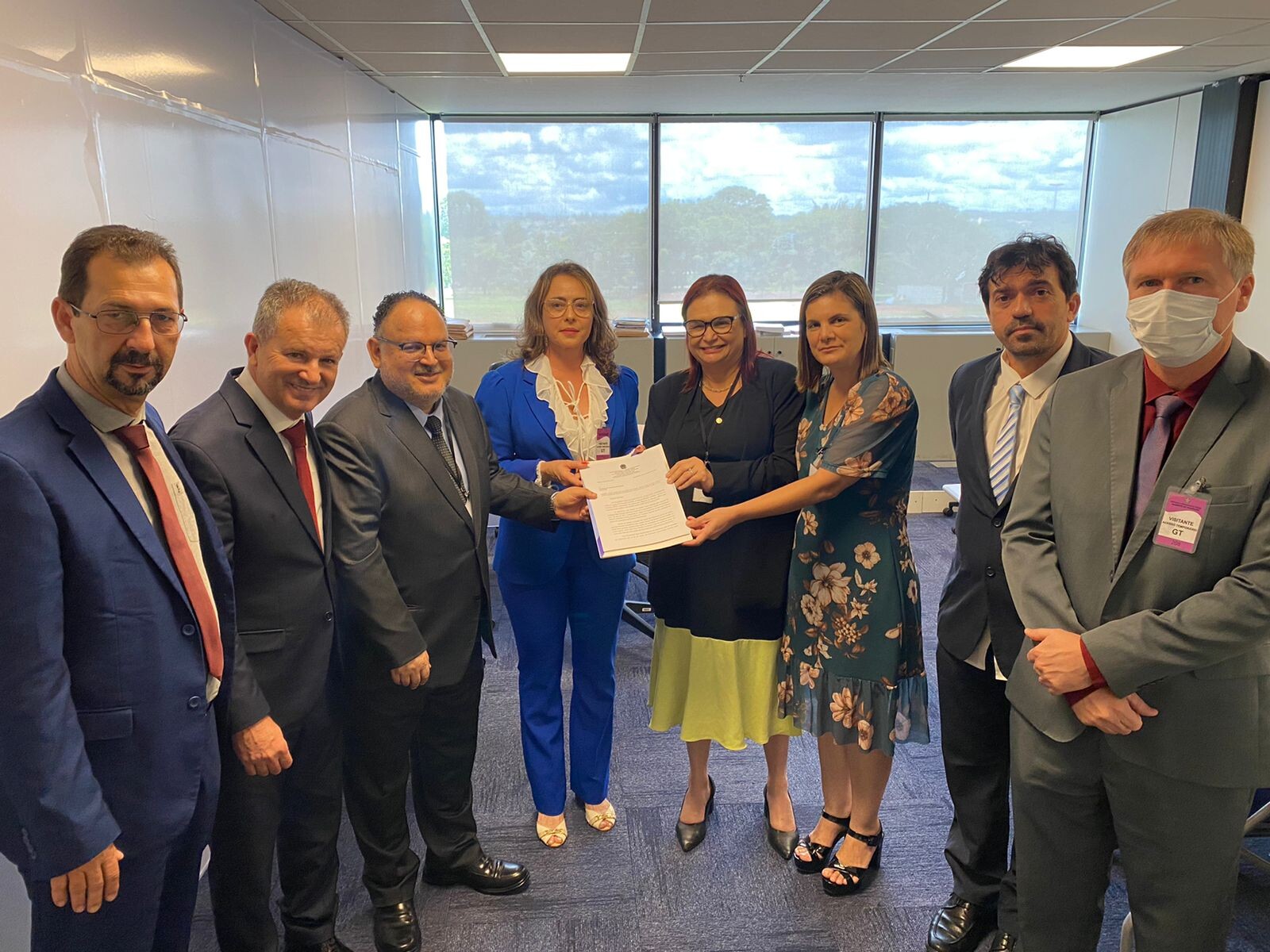 Reitoria da UFCAT se reúne com Governo de Transição e protocola documento solicitando adequações em sua Lei de Criação