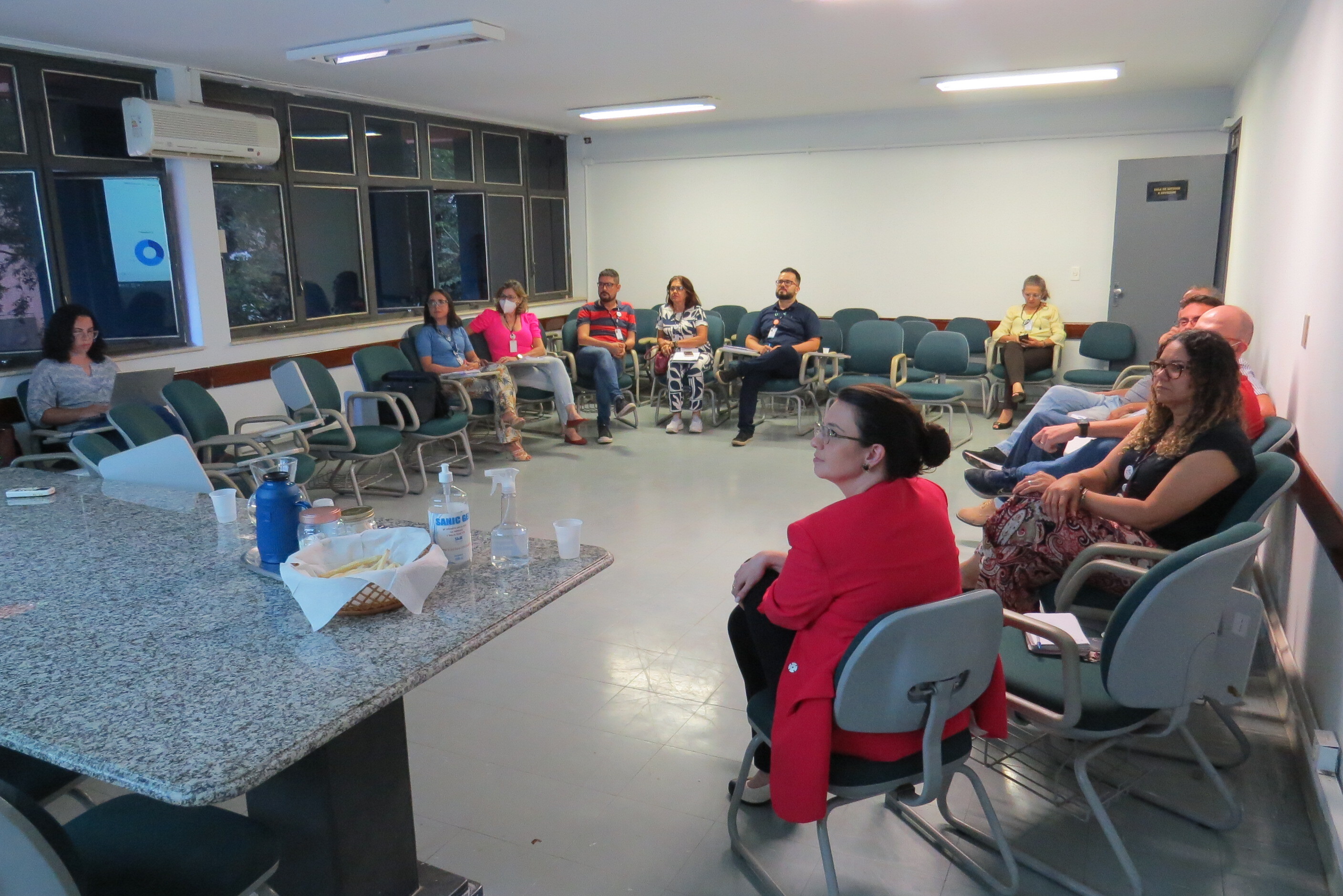 reunião com a SRI