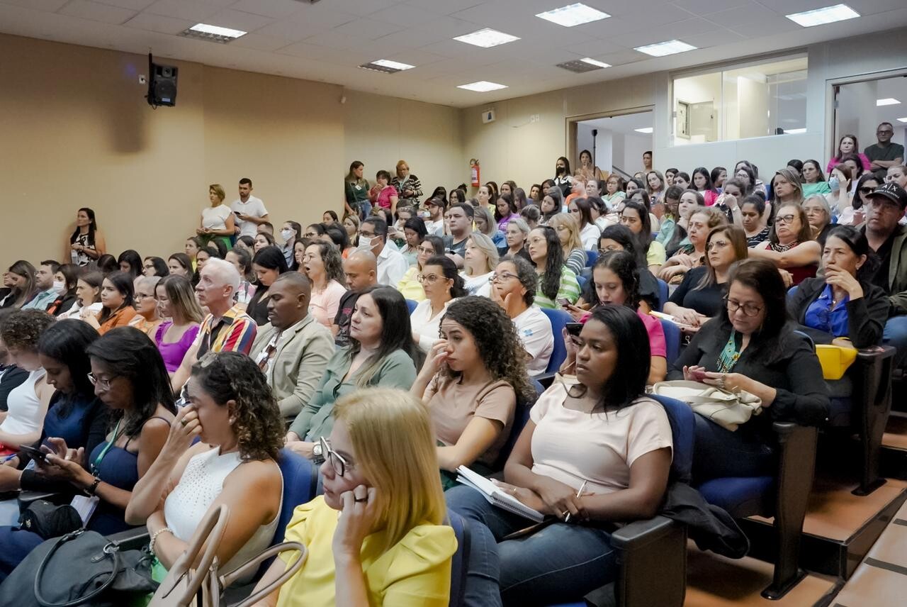 Cerca de 150 pessoas participaram do evento