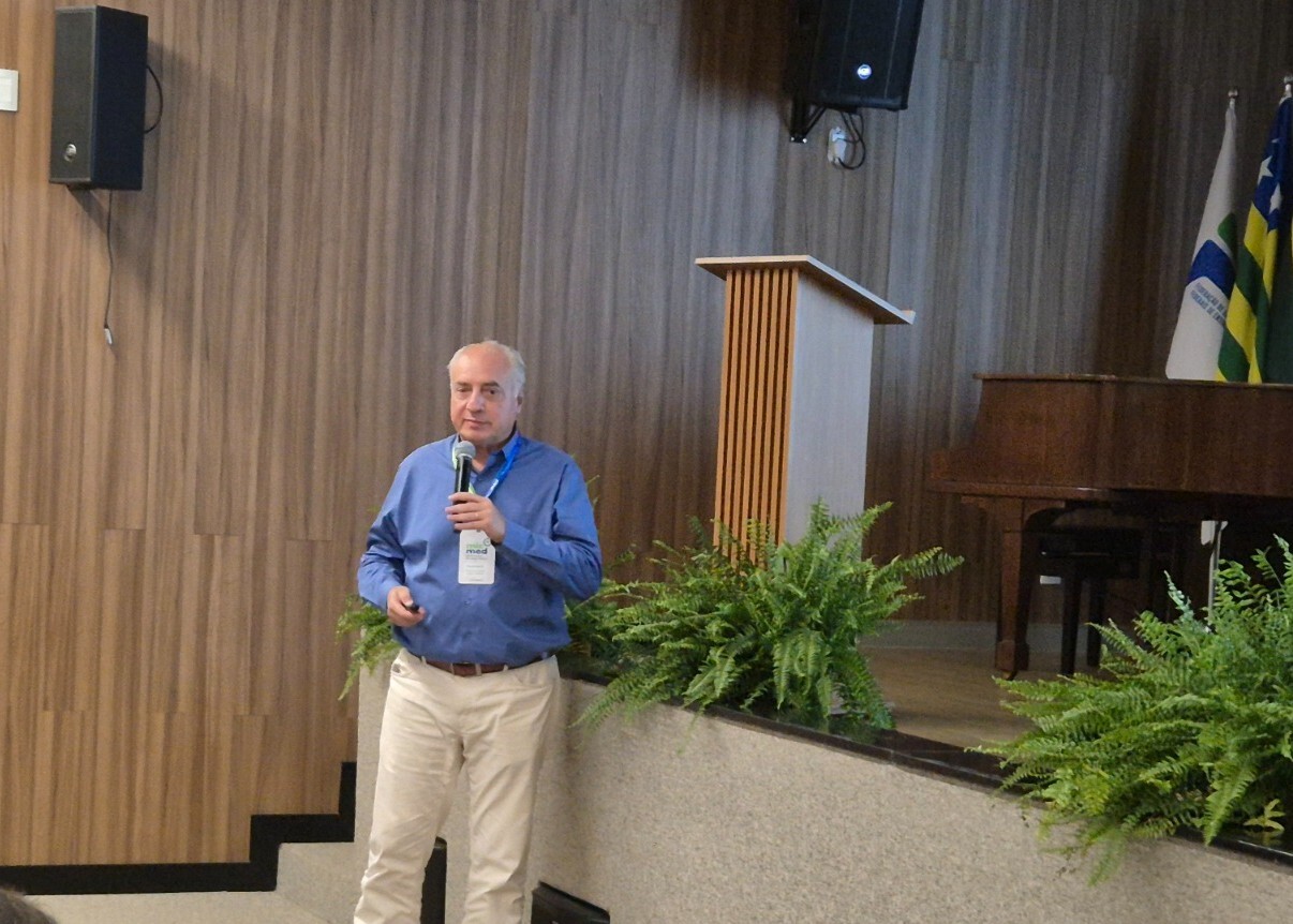 professor doutor Arnaldo Lopes Colombo,