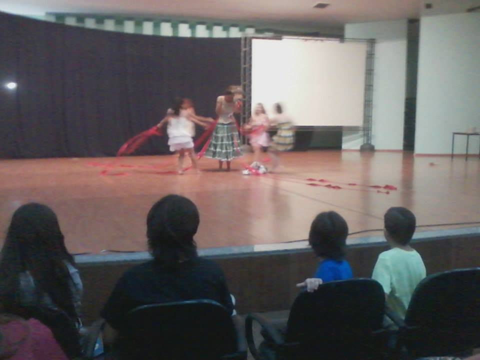 apresentacao no palco